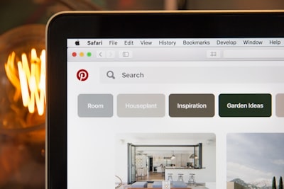 real estate listing website with attractive description